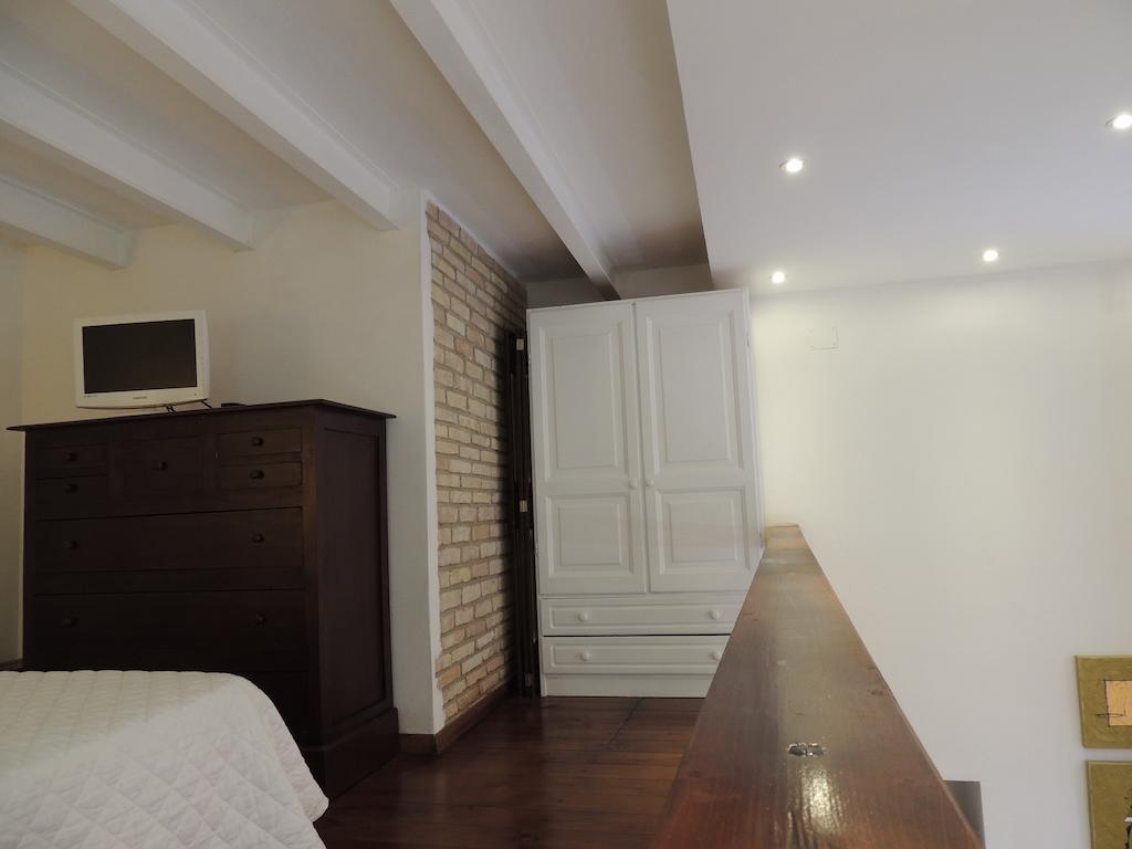 Suite Dreams Cagliari Loft Kamer foto